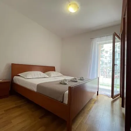 With Private Parking , * Makarska