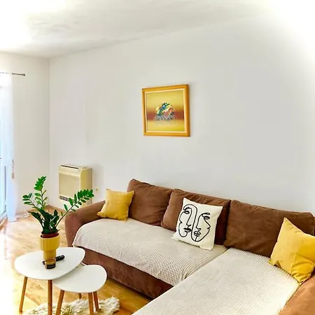 Apartament With Private Parking , *